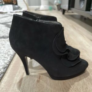 Banana Republic black suede ruffle bootie
